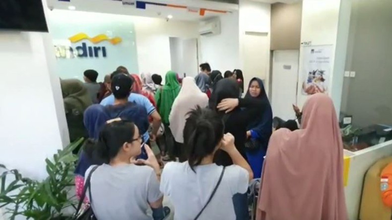Ada yang Batal Nikah hingga Telat Gajian Gegara Saldo Mandiri Raib di Balikpapan