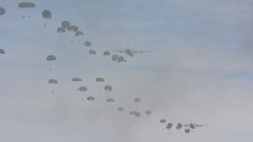 Aksi Pesawat Tempur Sukhoi TNI AU Ikuti Latihan Angkasa Yudha 2019 - Bagian 2