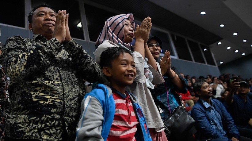 Sah, Baiq Nuril Dapat Amnesti dari Presiden Jokowi - Bagian 3