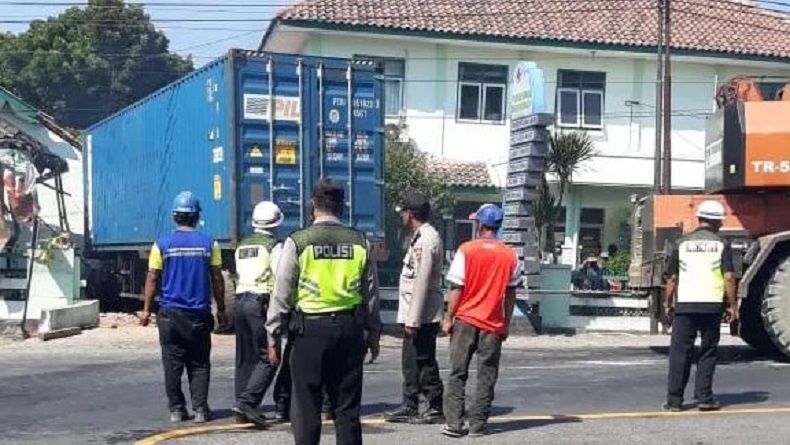 Truk Tabrak Puskesmas, Korban Ternyata Mahasiswi Akan Ujian Skripsi