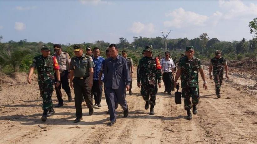 TMMD ke-105, TNI Bangun Jalan 3,5 Km di Desa Ladang Peris Batanghari Jambi