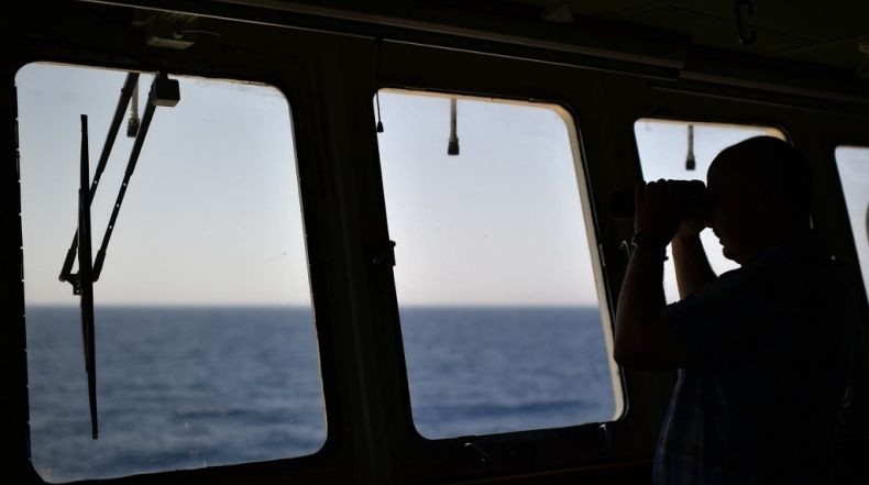 title KM Mina Sejati Dibajak di Laut Dobo, 2 ABK Tewas dan 18 Tak Diketahui Nasibnya KM Mina Sejati Dibajak di Laut Dobo, 2 ABK Tewas dan 18 Tak Diketahui Nasibnya
