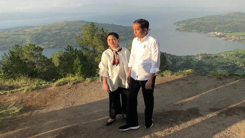 Tiba di Bandara Silangit, Presiden Jokowi Langsung Kunjungi Geosite Sipinsur