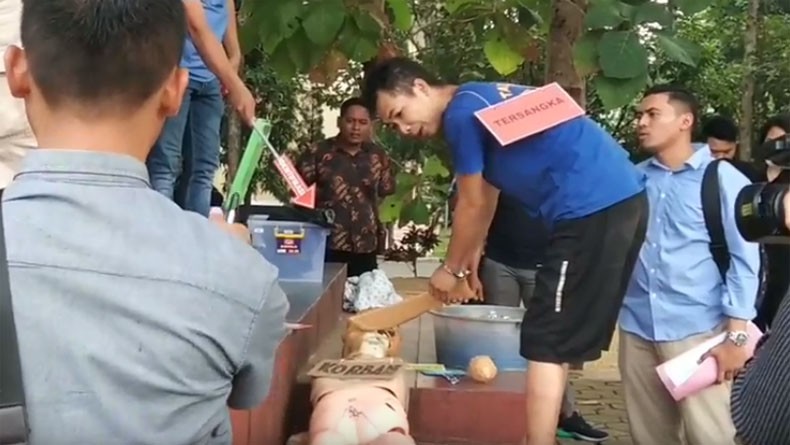 Peragakan 87 Adegan, Begini Aksi Sadis Deni Mutilasi ASN Kemenag di Banyumas