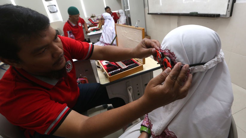 6.000 Pelajar SD Muhammadiyah se-Surabaya Periksa Mata Gratis 6.000 Pelajar SD Muhammadiyah se-Surabaya Periksa Mata Gratis