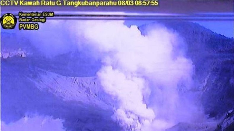 Aktivitas Vulkanis, Gunung Tangkuban Parahu Keluarkan Lagi Asap Putih
