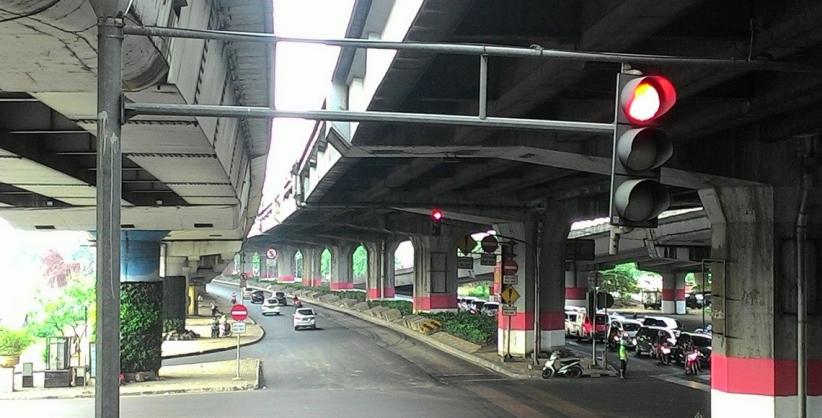 Peringati HUT ke-75 RI, Lampu Merah di Traffic Light Kota Padang Menyala 3 Menit
