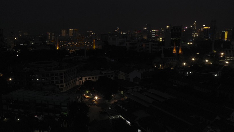 Foto Jakarta Gelap Gulita akibat Listrik Padam - Bagian 1