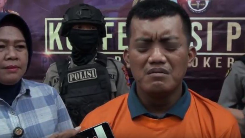 Pelaku Begal Payudara Menangis Ditangkap Polisi, Diduga Memiliki Kelainan