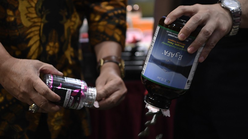 Bea Cukai Musnahkan Barang Milik Negara, dari Senjata Api hingga Barang Asusila - Bagian 4