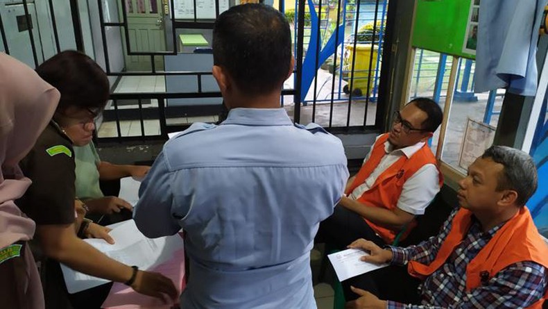 Kasus Korupsi Jasindo, 2 Pejabat Pusat Resmi Ditahan Kejari Pontianak