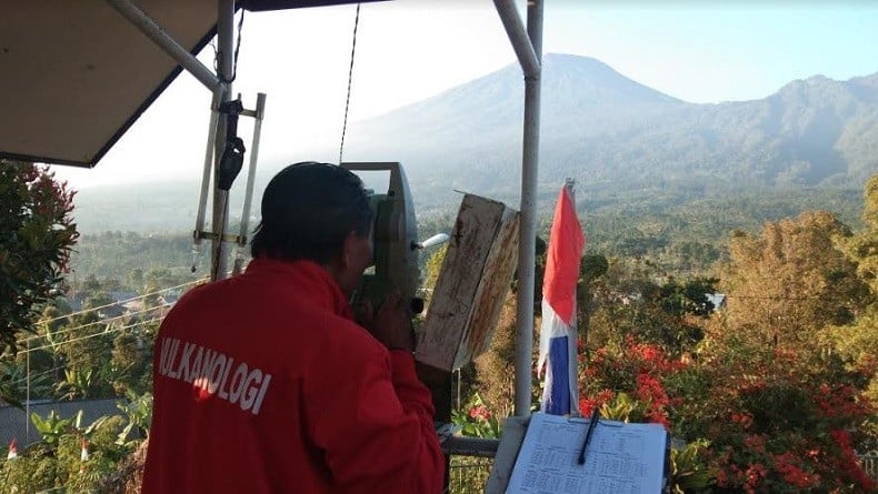 Status Waspada, Aktivitas Gunung Slamet Terpantau Semakin Tinggi