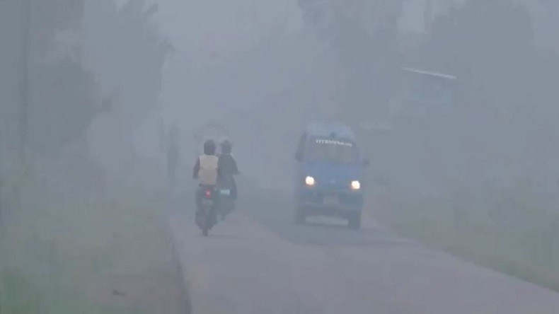 Warga Madina Sumut Mulai Terdampak Kabut Asap Kiriman akibat Karhutla