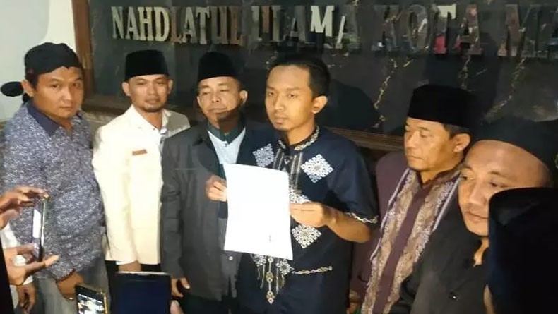 Penghina Mbah Moen Idap Gangguan Jiwa, Santri Malang Raya Cabut Laporan Polisi