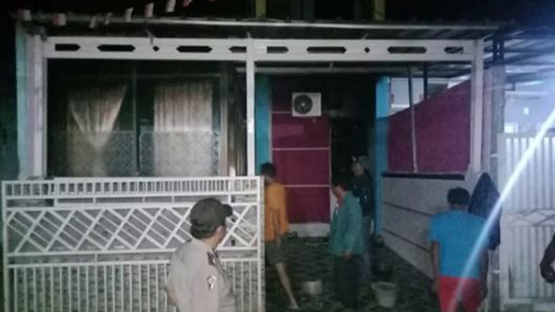 Diduga Cinta Segitiga, Pria di Purwakarta Bakar Rumah Selingkuhan usai Kepergok