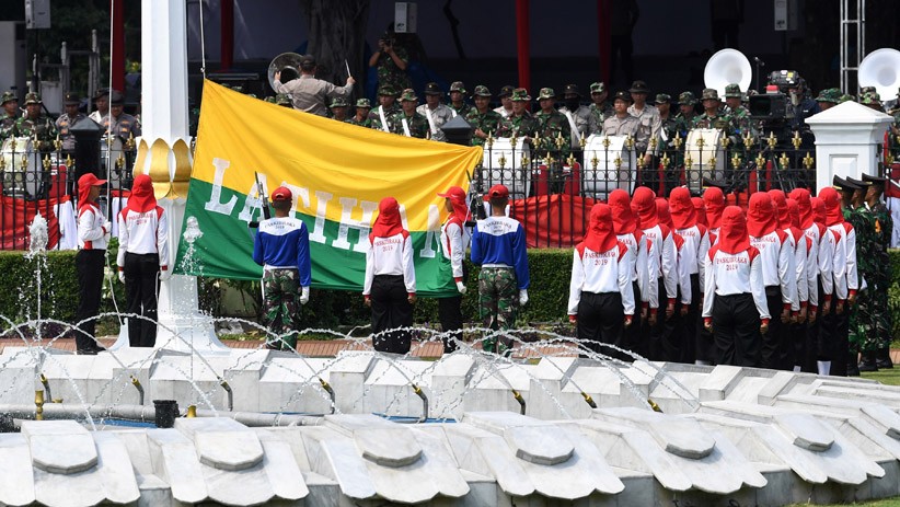 Latihan Peringatan HUT RI, Pesawat Tempur TNI Seliweran di Langit Jakarta - Bagian 3