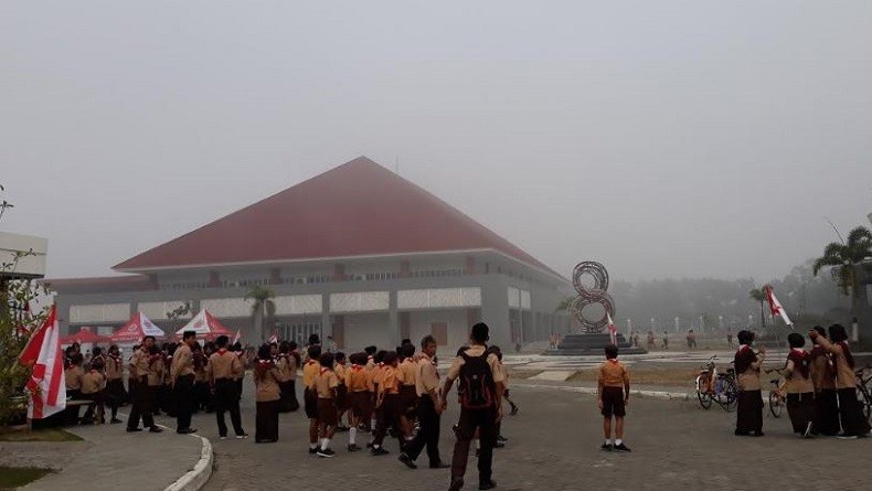 Faktor Alam, Kabut Tebal Selimuti Wilayah DIY saat Pagi Hari