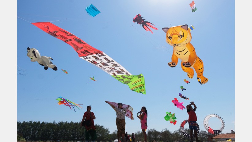 Kemeriahan Festival Layang-Layang Internasional di Bali - Bagian 3