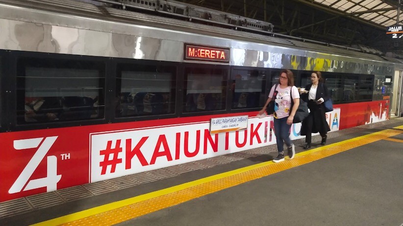 Meriahkan HUT ke-74 RI, KA Argo Parahyangan Bernuansa Merah Putih - Bagian 1