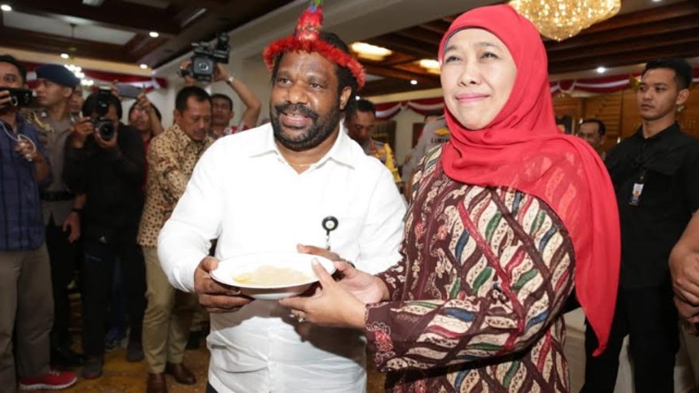 Suguhkan Masakan Khas Papua, Khofifah: Ini Namanya Diplomasi Papeda