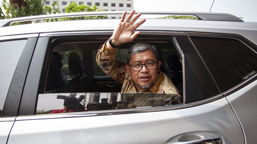 Ahmad Heryawan Diperiksa KPK Terkait Kasus Suap Proyek Meikarta - Bagian 1