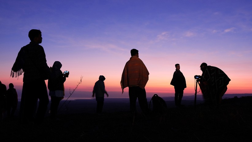 Menikmati Keindahan Alam Bukit Savana Lendongara di NTT - Bagian 1