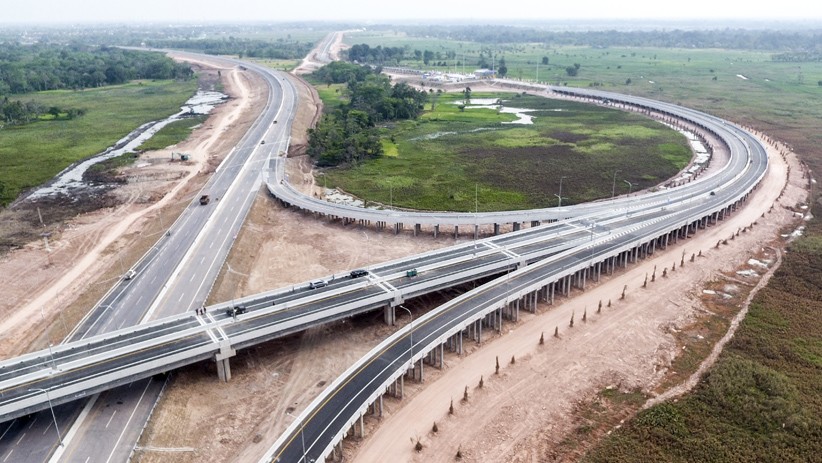 Melihat Progres Pembangunan Jalan Tol Trans Sumatera Kapal Betung