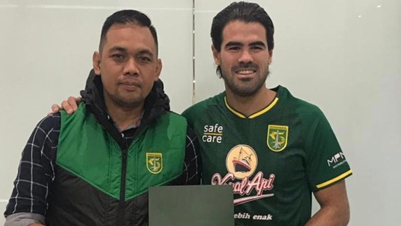 title Setelah Karantina di Perth, Pemain Asing Persebaya Dinyatakan Negatif Virus Corona Setelah Karantina di Perth, Pemain Asing Persebaya Dinyatakan Negatif Virus Corona