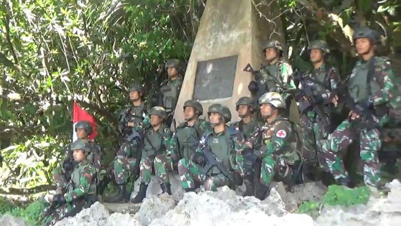 Lewati Medan Terjal, TNI Temukan Patok Batas RI-PNG Peninggalan Belanda di Skouw