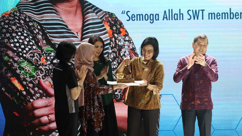 Momen Sri Mulyani Dapat Kejutan dari HT saat Manager Forum MNC Group - Bagian 1
