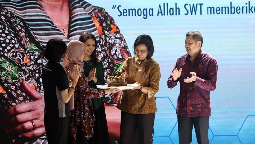 Momen Sri Mulyani Dapat Kejutan dari HT saat Manager Forum MNC Group - Bagian 2
