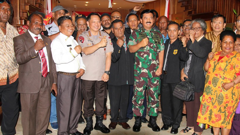 Panglima TNI dan Kapolri Berdialog dengan Tokoh Masyarakat Mimika - Bagian 1