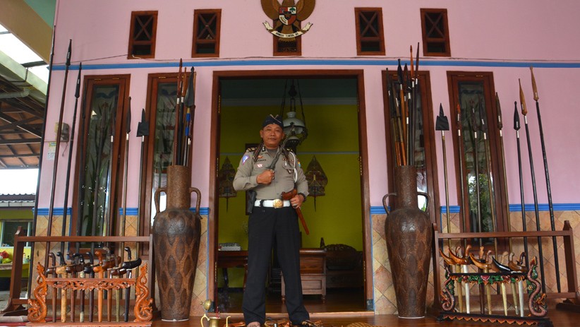 Intip Koleksi Benda-Benda Pusaka Anggota Polres Jombang - Bagian 2