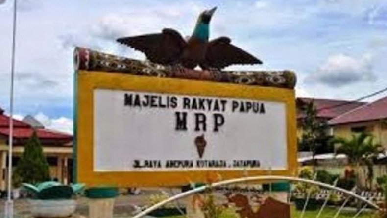 Massa Bakar Kantor MRP di Kotaraja Abepura dalam Aksi Demo Susulan di Jayapura