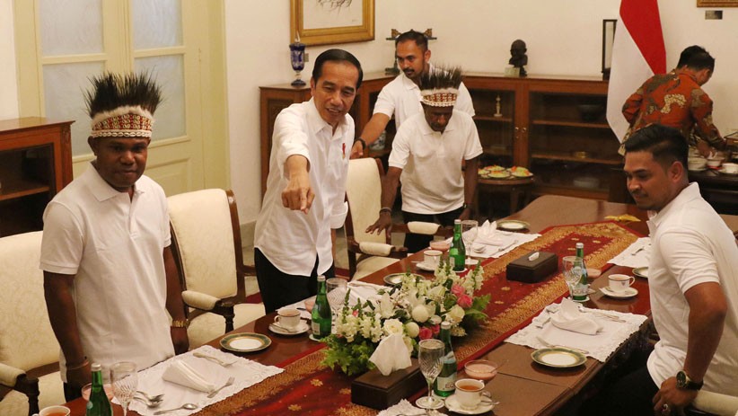 Jokowi Ajak Warga Nduga dan Yapen Papua Makan Siang di Istana Merdeka - Bagian 3