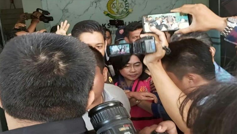 Usai Diperiksa 5 Jam, 2 Tersangka Korupsi Jasmas Surabaya Akhirnya Ditahan