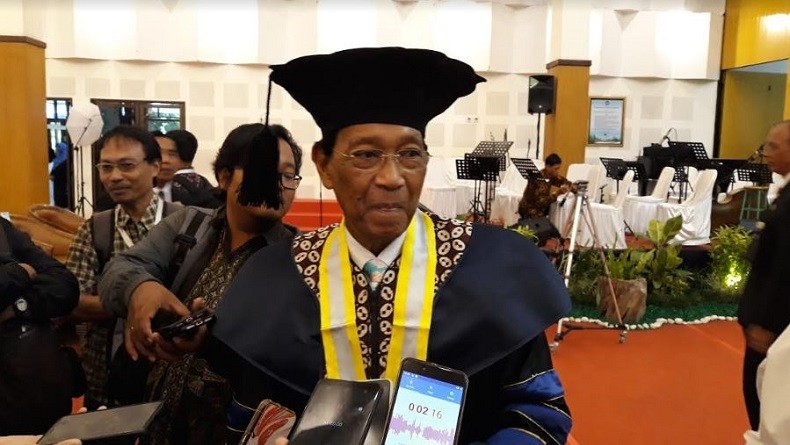 Gubernur DIY Dapat Penghargaan Doktor HC dari UNY