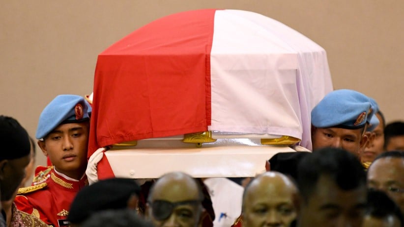 Jenazah BJ Habibie Disemayamkan di Rumah Duka Patra Kuningan - Bagian 3