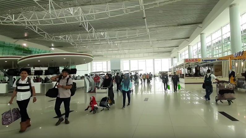 Pemudik di Bandara Sepinggan Meningkat hingga 13.000 Orang Per Hari