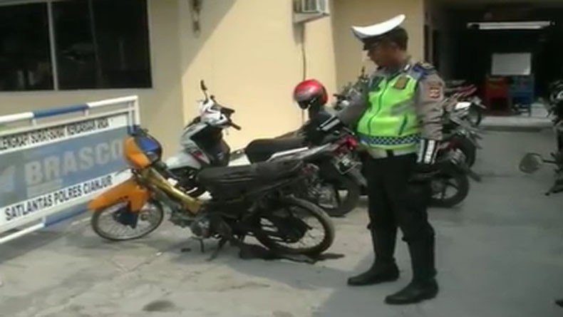 Pemuda Bakar Motor di Cianjur, Polisi: Motor Itu Dibeli Rp1 Juta tanpa Surat