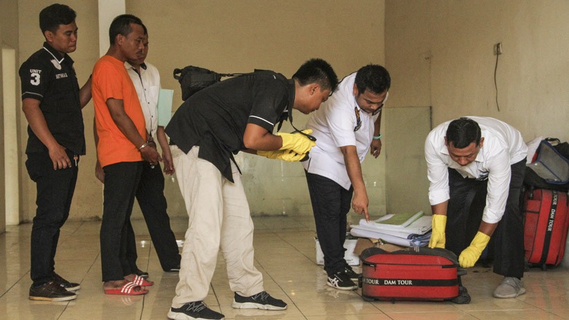 200 Calon Jemaah Kena Tipu Travel Umrah di Depok, Kerugian Rp4 Miliar - Bagian 1