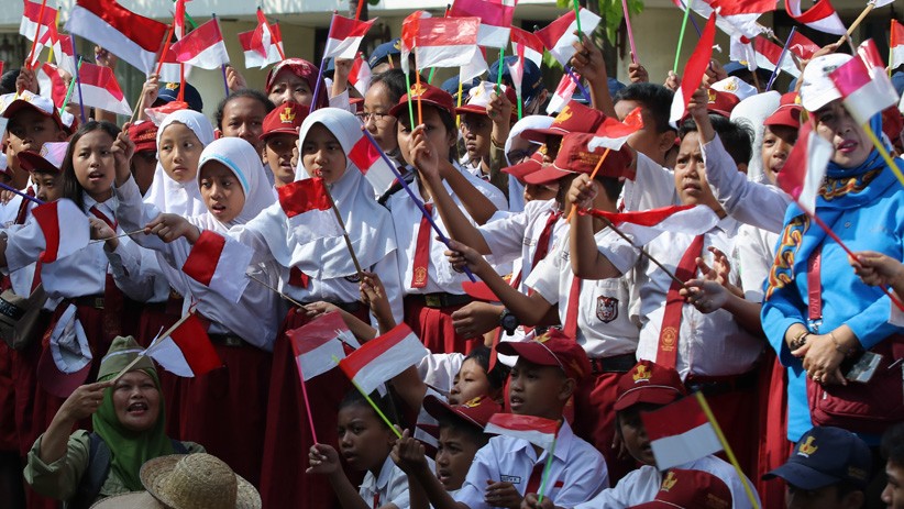 Aksi Teatrikal Peristiwa Perobekan Bendera Belanda di Surabaya - Bagian 3