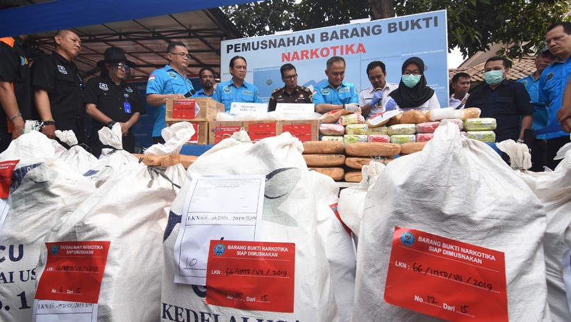 BNN Musnahkan Barang Bukti Sabu Seberat 77 Kilogram - Bagian 1