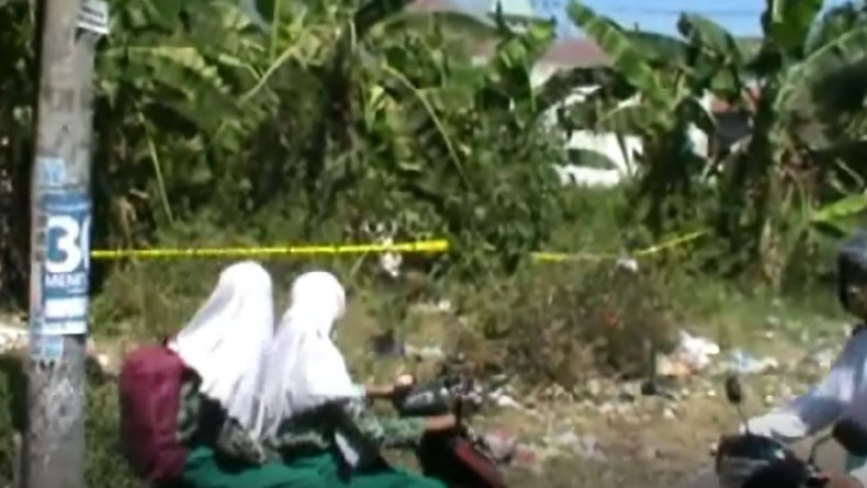 Mayat Ibu dan Bayinya Ditemukan Membusuk di Semak-Semak Gegerkan Warga Sidoarjo