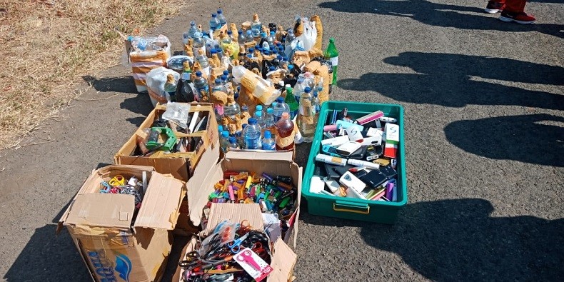 Otoritas Bandara Sam Ratulangi Manado Musnahkan Prohibited Items Milik Penumpang