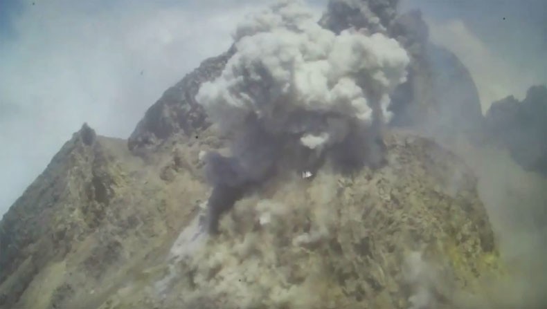 Letusan Awan Panas Merapi akibatkan Hujan Abu di Sleman, Begini Kata BPPTKG