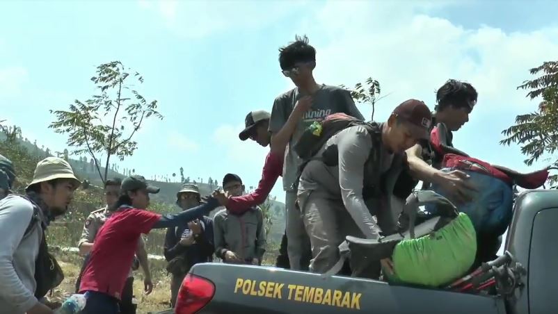 Gunung Sumbing Di Temanggung Terbakar 134 Pendaki Dievakuasi