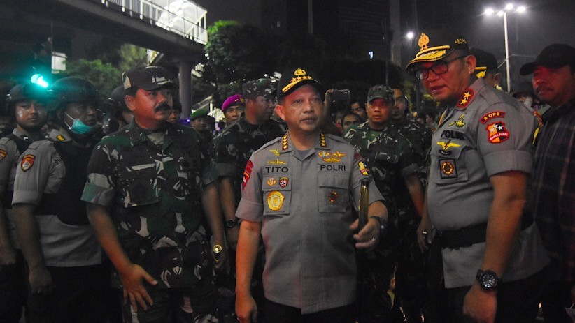 Panglima TNI dan Kapolri Cek Lokasi Kericuhan di Perempatan Slipi - Bagian 2