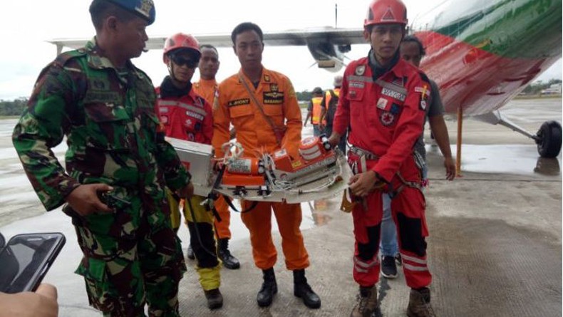 Pendaki Vertical Rescue Temukan Kotak Hitam Pesawat Twin Otter yang Jatuh di Pegunungan Papua