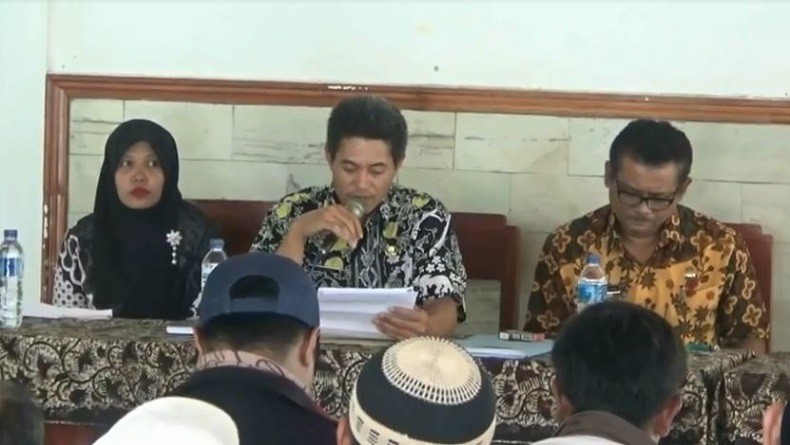 Ratusan Warga Desak Pemecatan Perangkat Desa di Tuban yang Terjaring Razia di Hotel